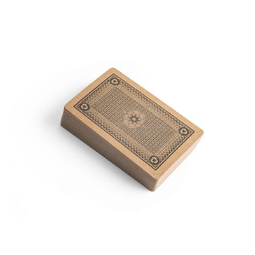 FISCHER - Ein Kartenspiel mit 54 klassischen Karten, aus Kraftpapier die aus FSC™-zertifiziertem Material und anderen kontrollierten Materialien besteht