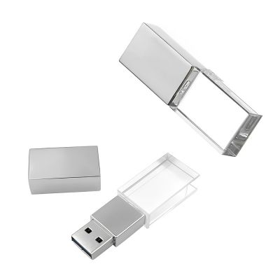 CRYSTAL - USB-Stick aus Glas und Metall