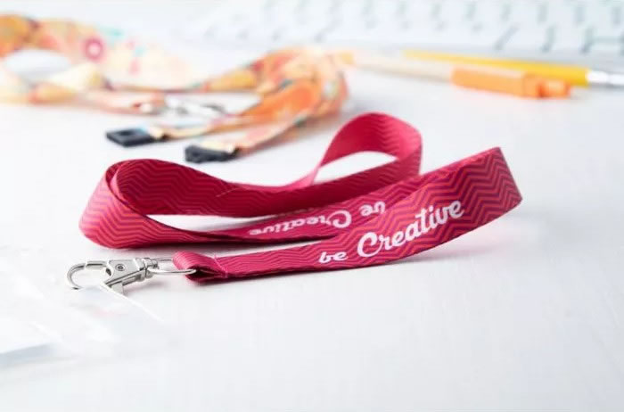 lanyards kartenhalter bedrucken