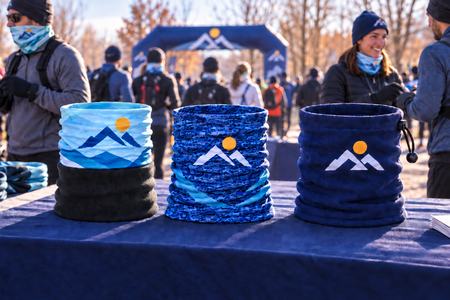 Personalisierte Nackenwärmer bei einem winterlichen Laufevent