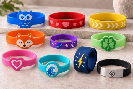 Personalisierte Silikonarmbänder in verschiedenen Modellen, Farben und Formen